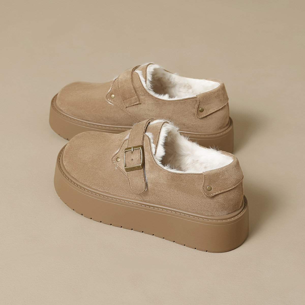 WW-YW68 | Suede & Cork Winter Shearling Fur-Lined Chunky - Jinjiang Wideway Import & Export Co., Ltd.